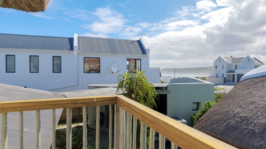 6 Bedroom Property for Sale in Suiderstrand Western Cape